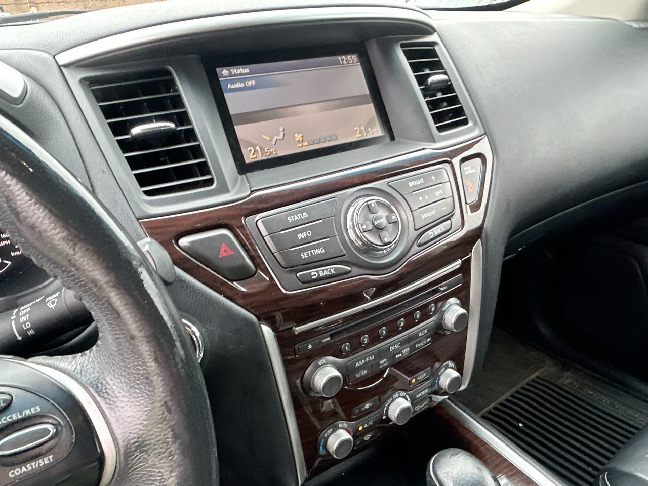 2015 Nissan Pathfinder in Markham, Ontario