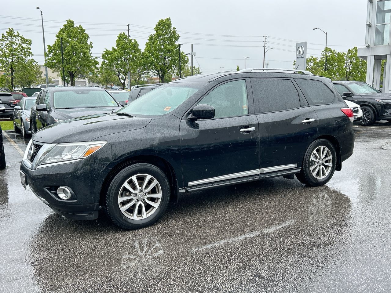 2015 Nissan Pathfinder in Markham, Ontario