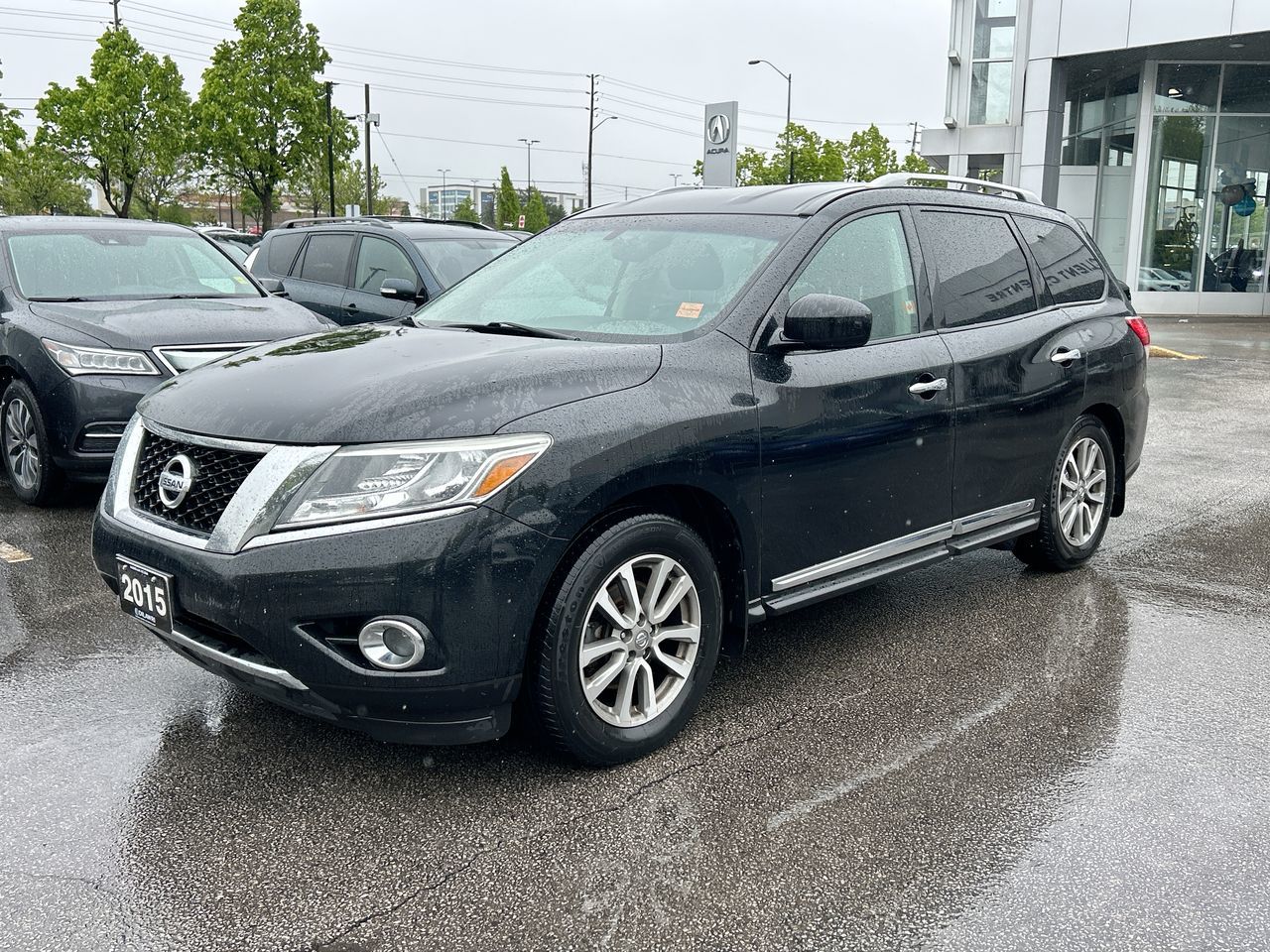 2015 Nissan Pathfinder in Markham, Ontario
