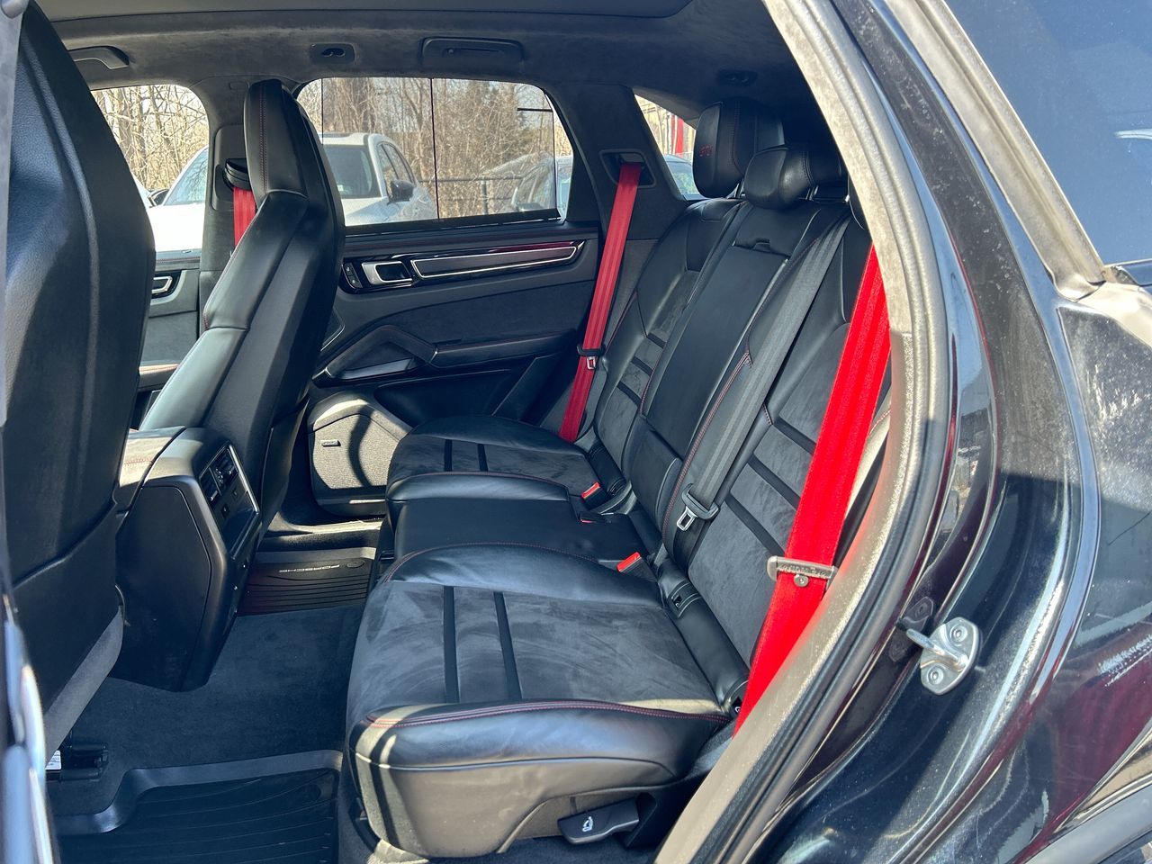 2022 Porsche Cayenne in Markham, Ontario