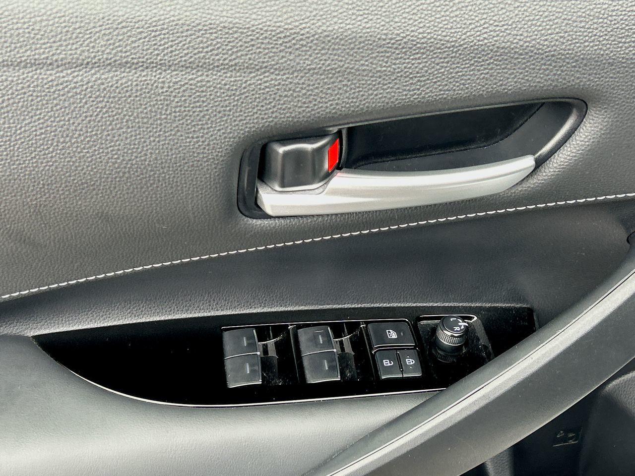 2025 Toyota Corolla Hatchback