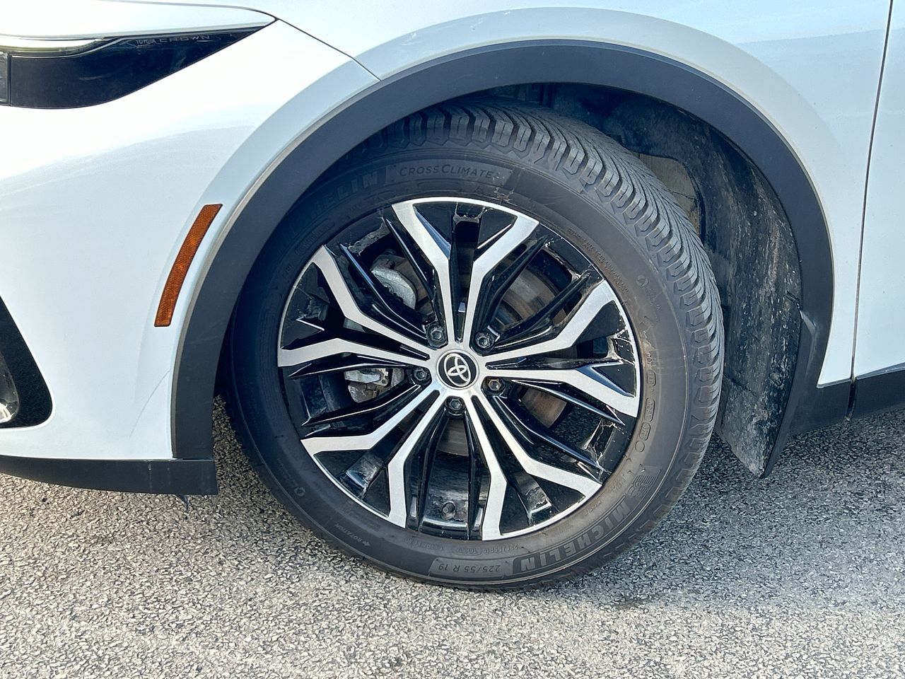 Toyota CROWN  2023 à Markham, Ontario