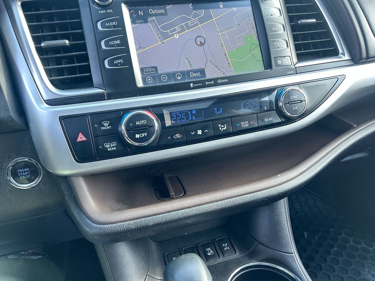 2016 Toyota Highlander in Markham, Ontario