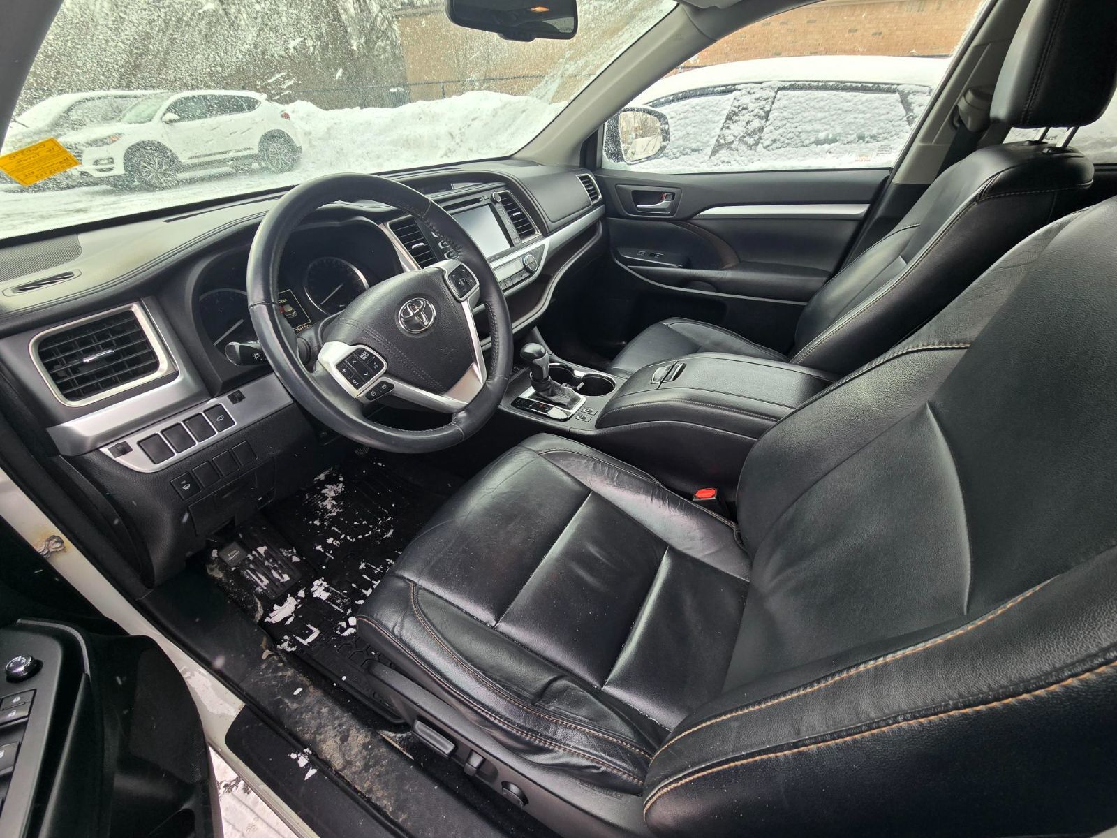 2016 Toyota Highlander in Markham, Ontario