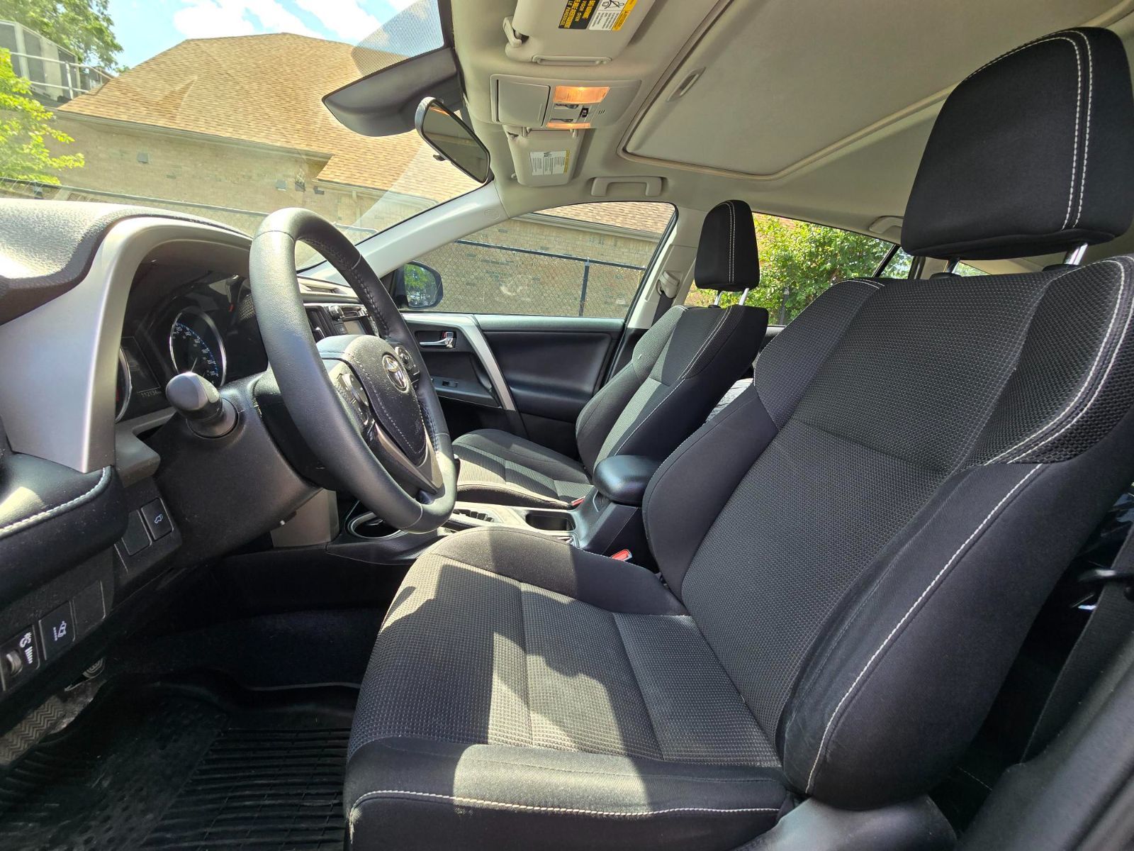 Toyota RAV4  2017 à Markham, Ontario