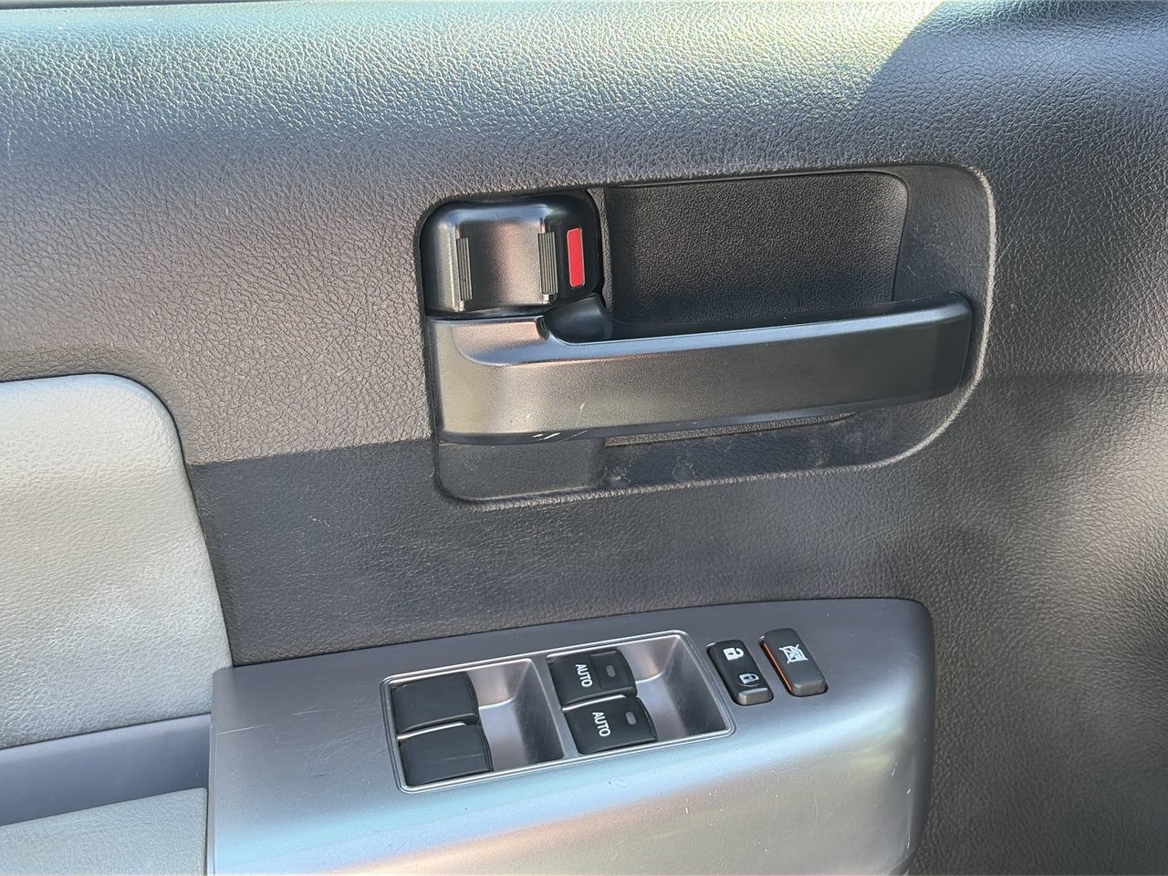 2018 Toyota Sequoia