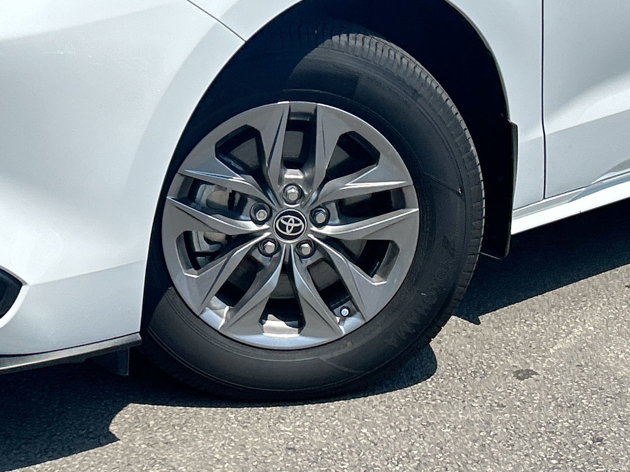 Toyota Sienna Hybrid  2025 à Markham, Ontario