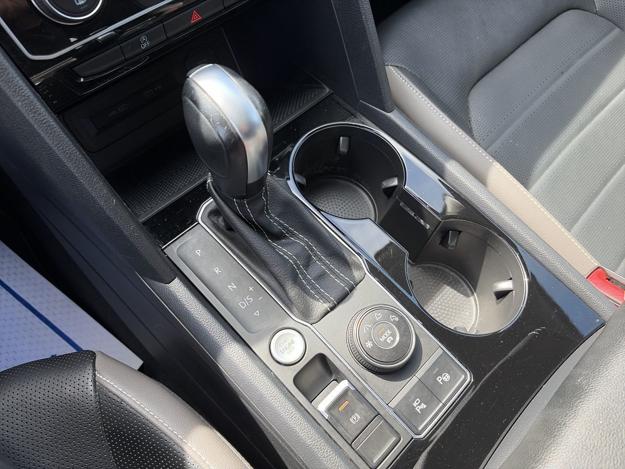 2022 Volkswagen Atlas in Markham, Ontario