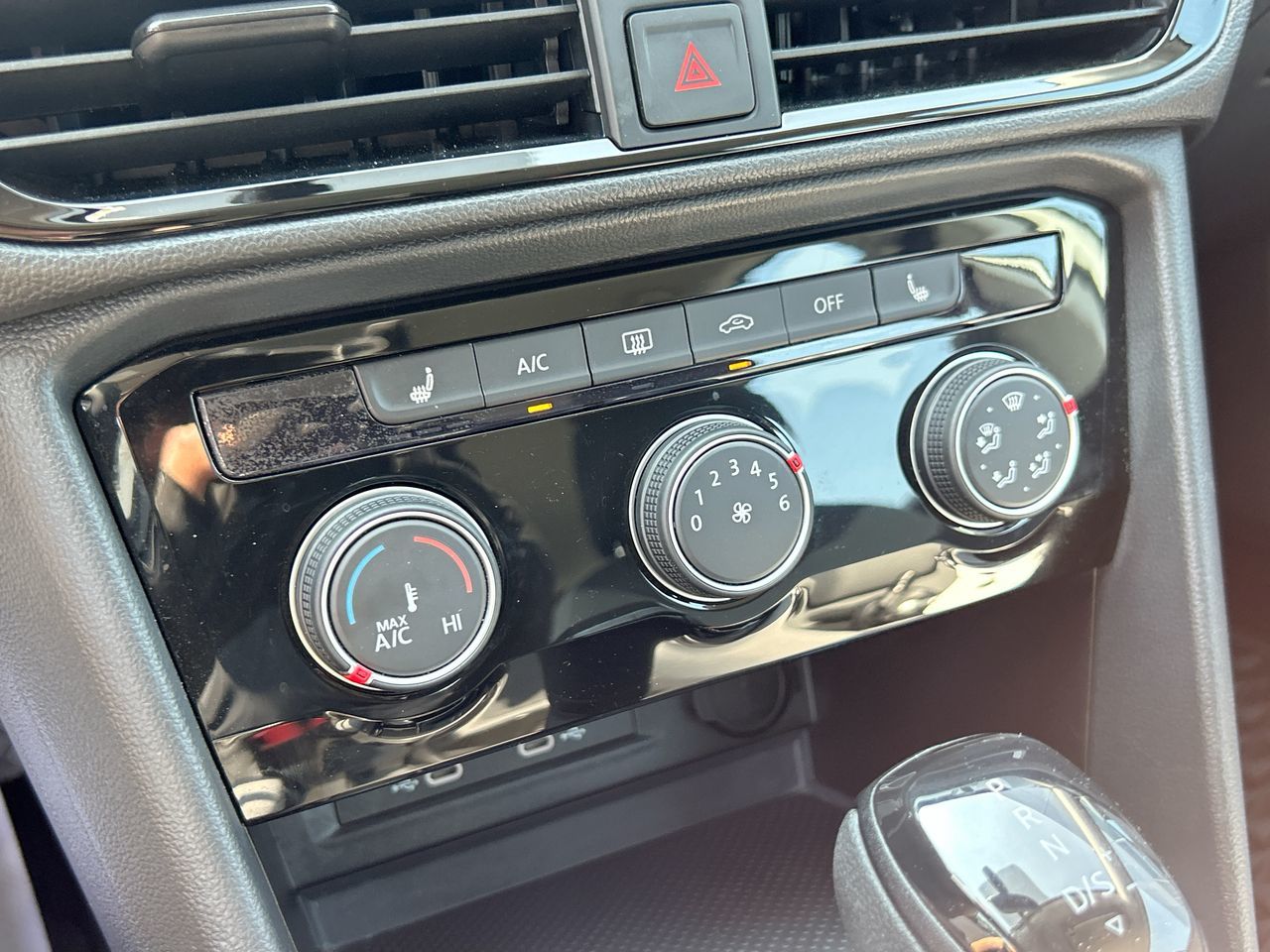 2024 Volkswagen Taos in Markham, Ontario