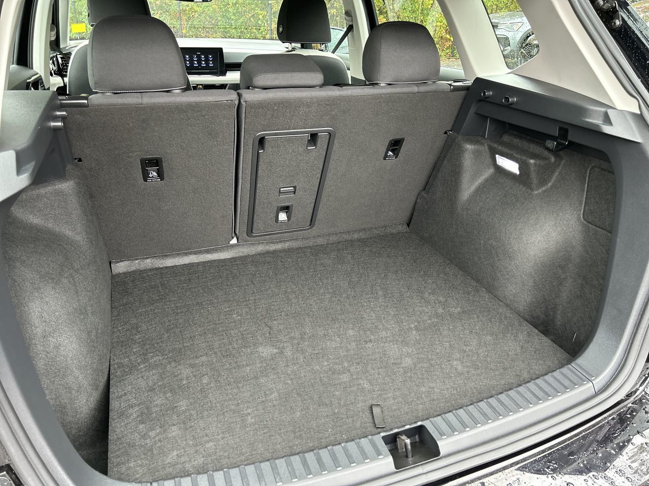 2025 Volkswagen Taos