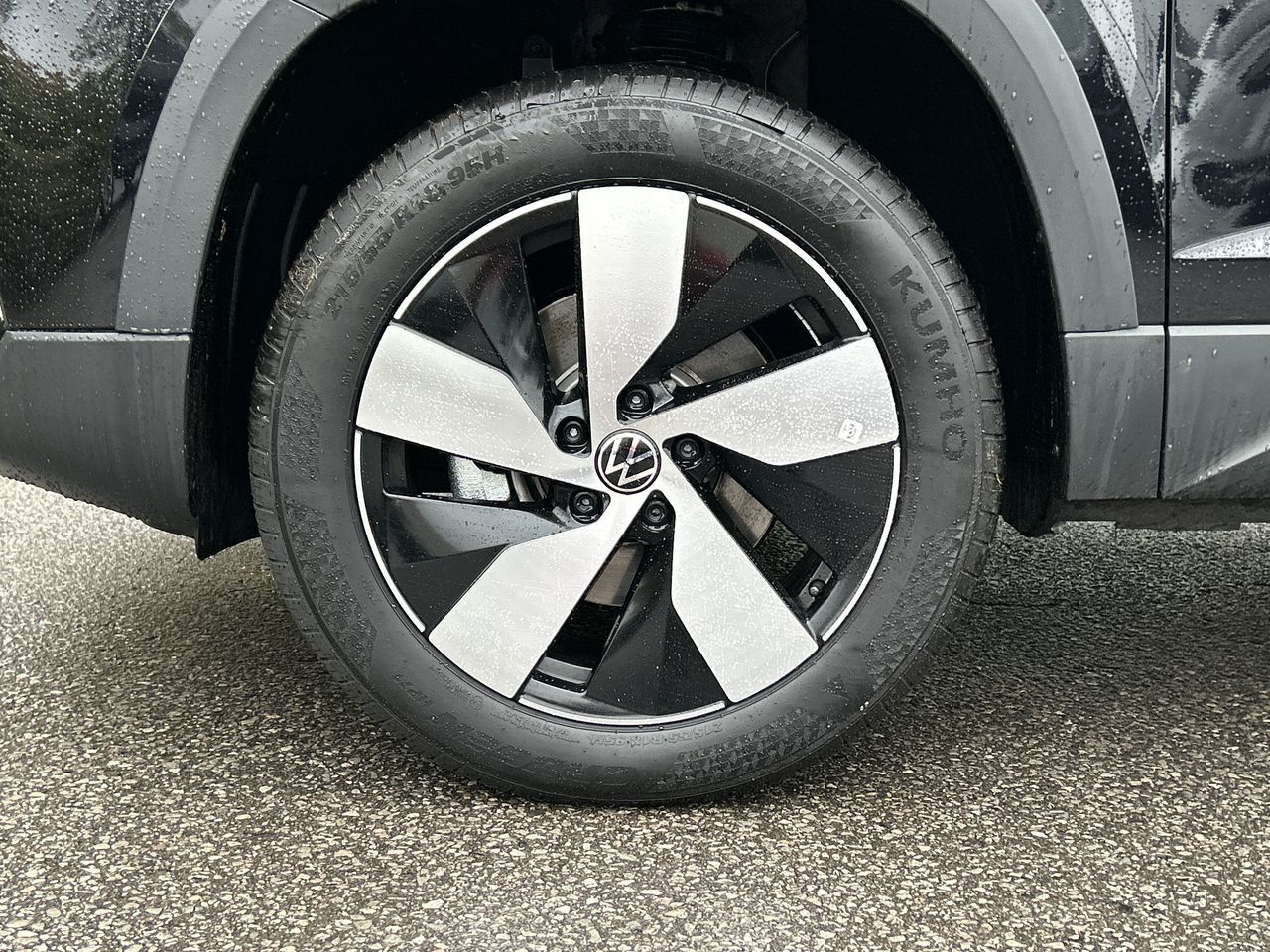 2025 Volkswagen Taos