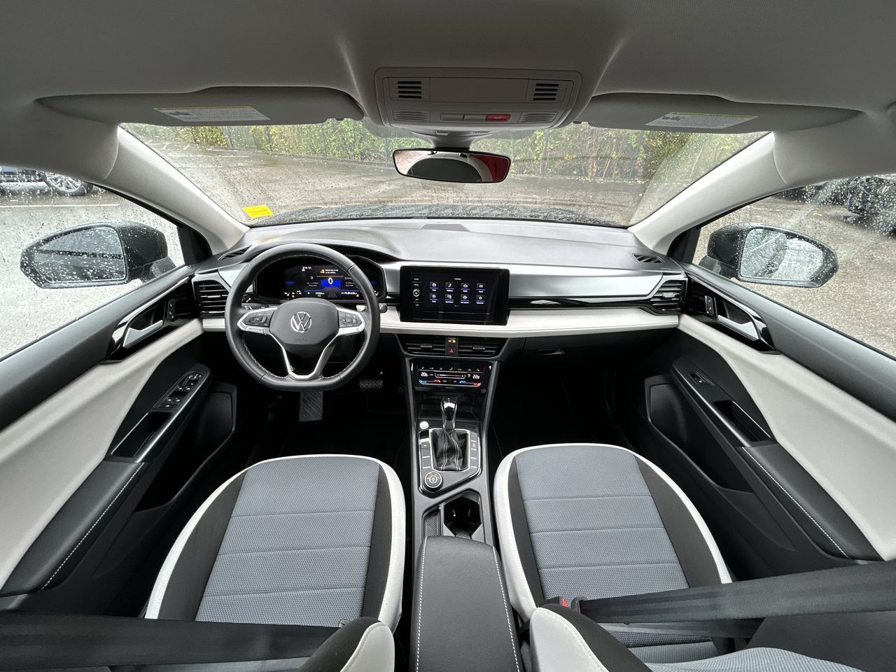 2025 Volkswagen Taos