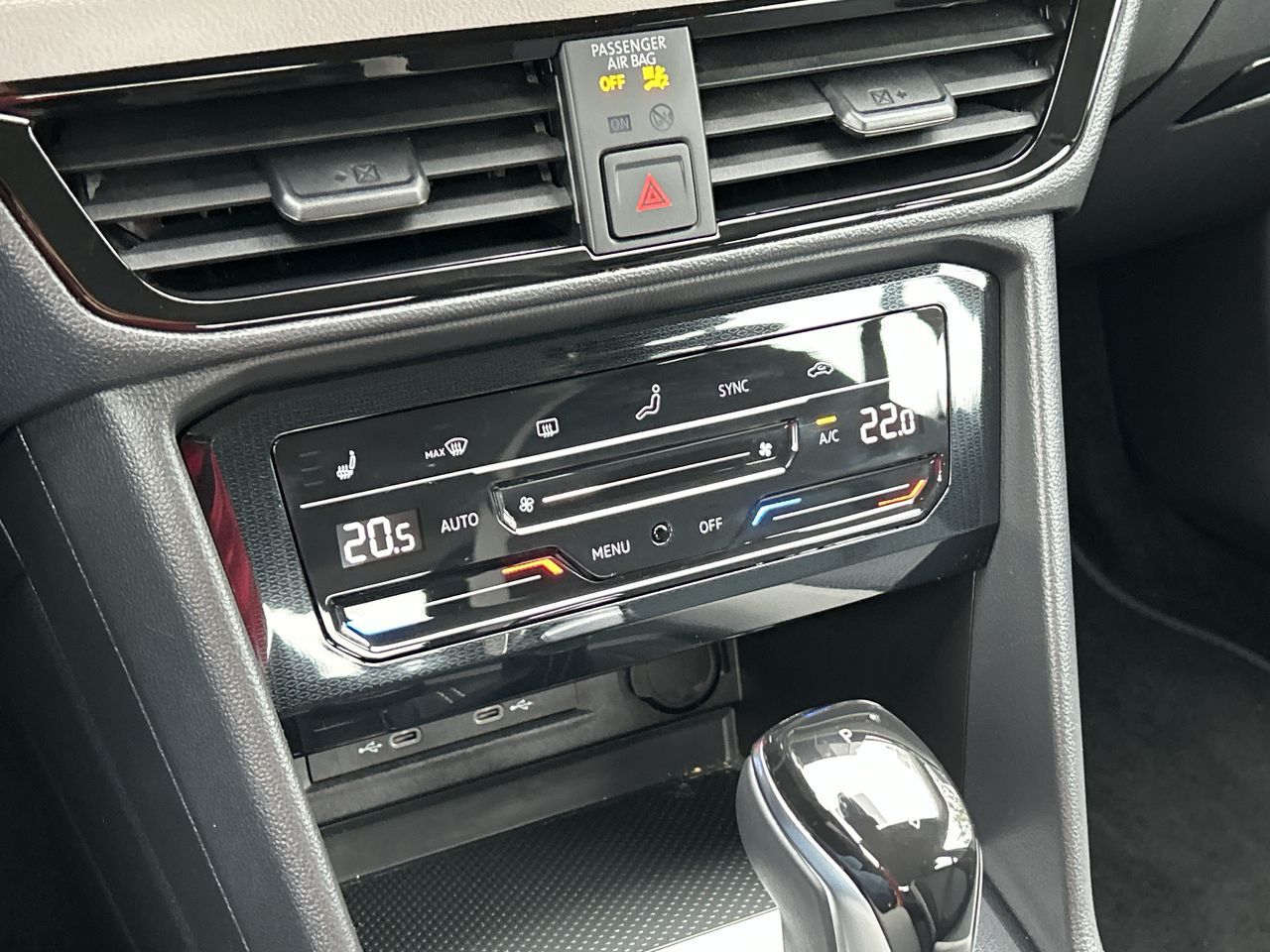 2025 Volkswagen Taos