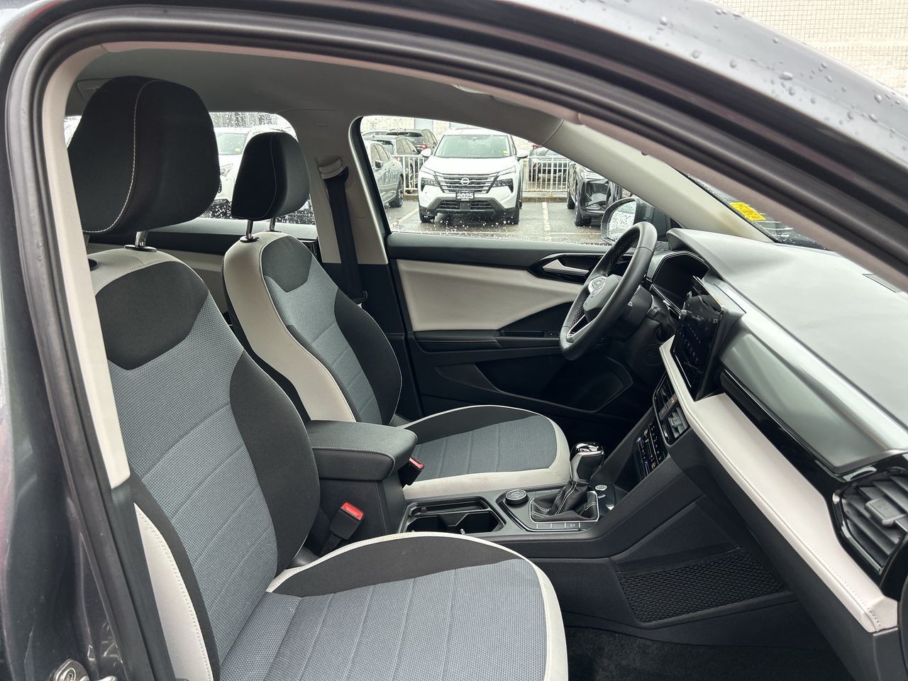 2025 Volkswagen Taos