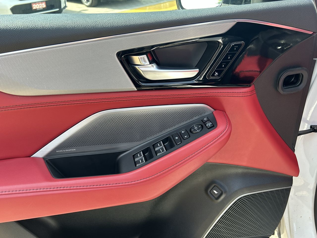 2025 Acura MDX in Markham, Ontario