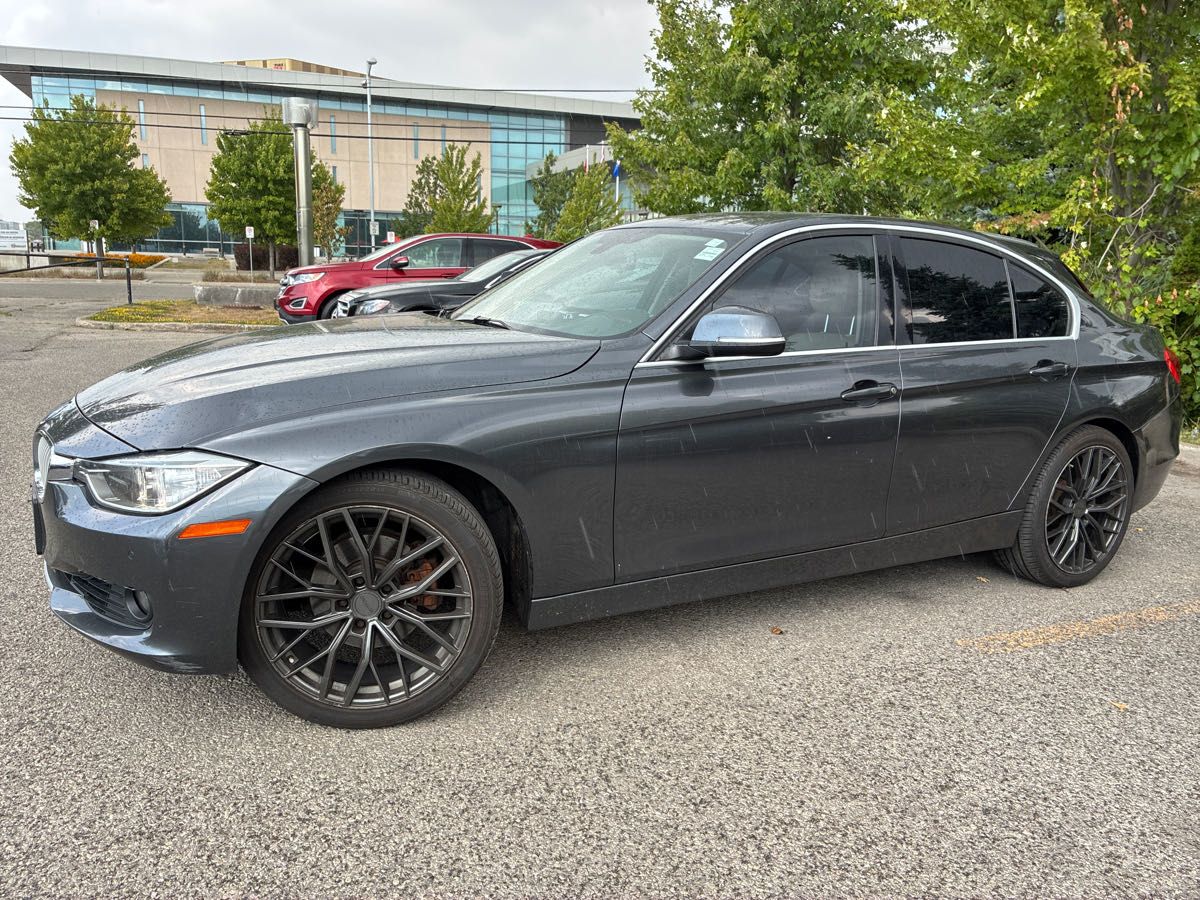 BMW 328i  2014 à Markham, Ontario