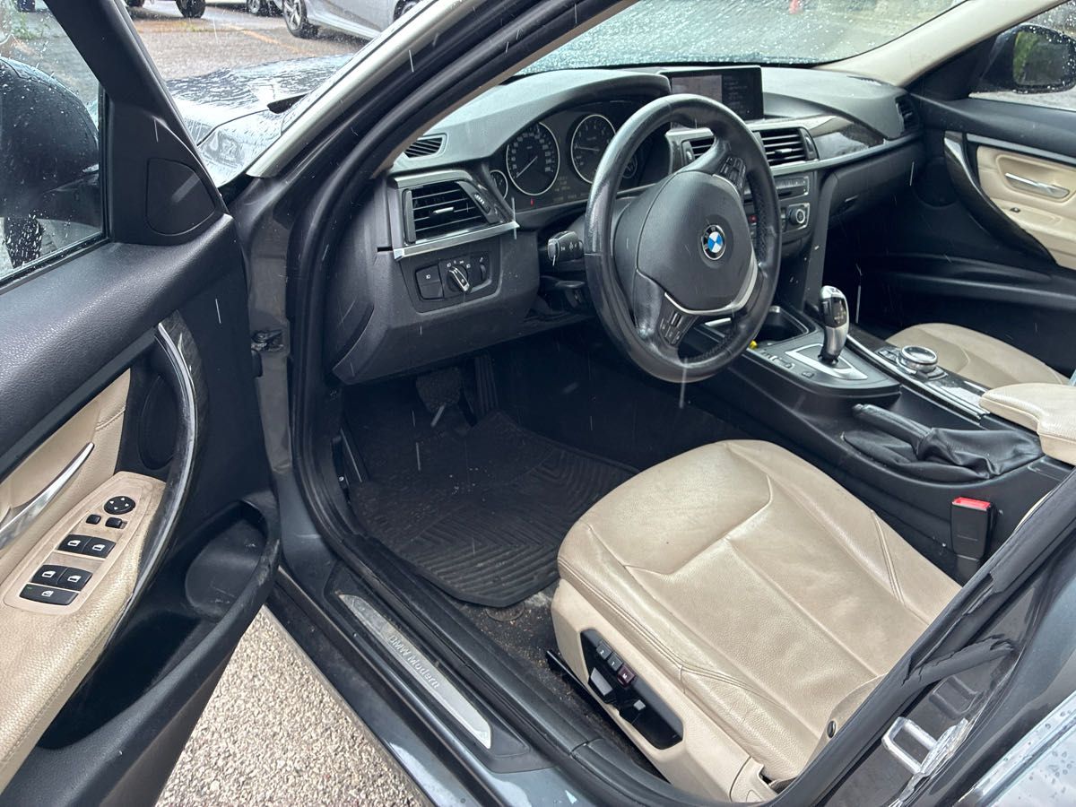 BMW 328i  2014 à Markham, Ontario