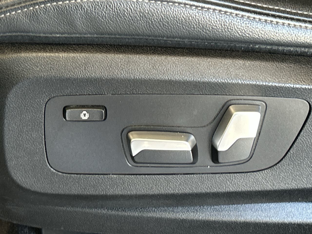 2022 BMW X5 in Markham, Ontario