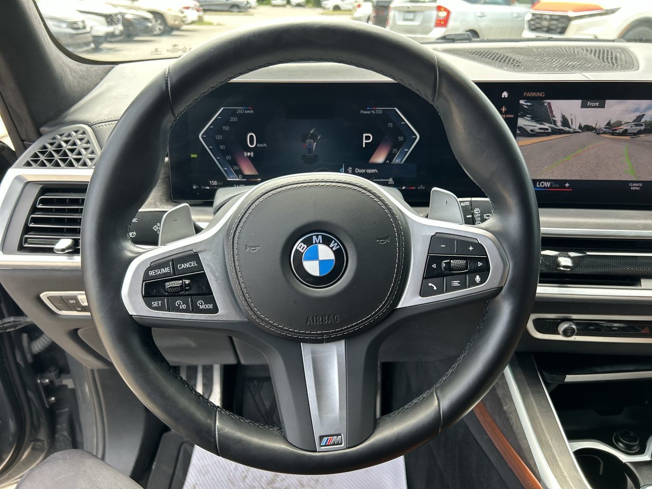 2023 BMW X7
