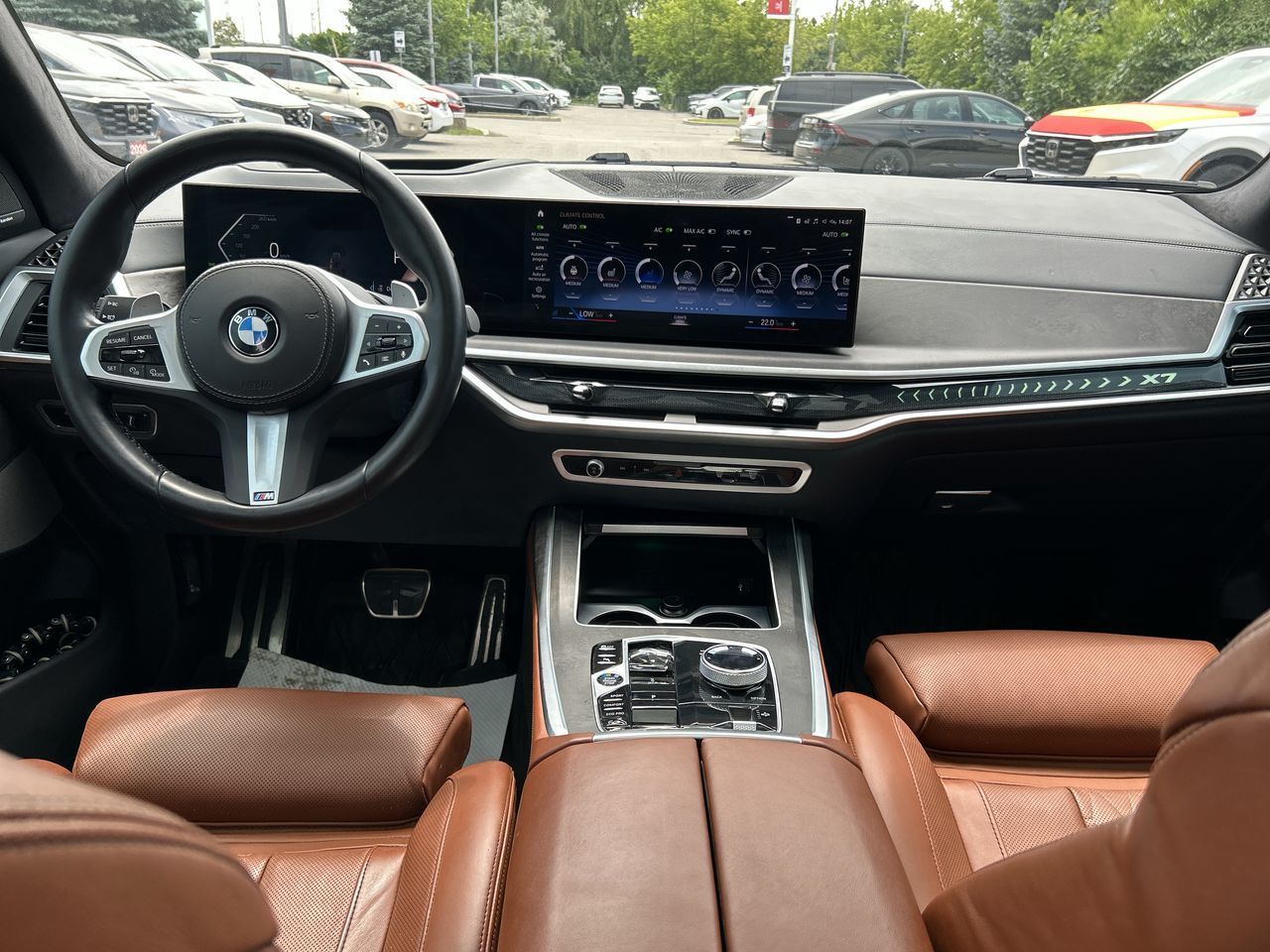 2023 BMW X7