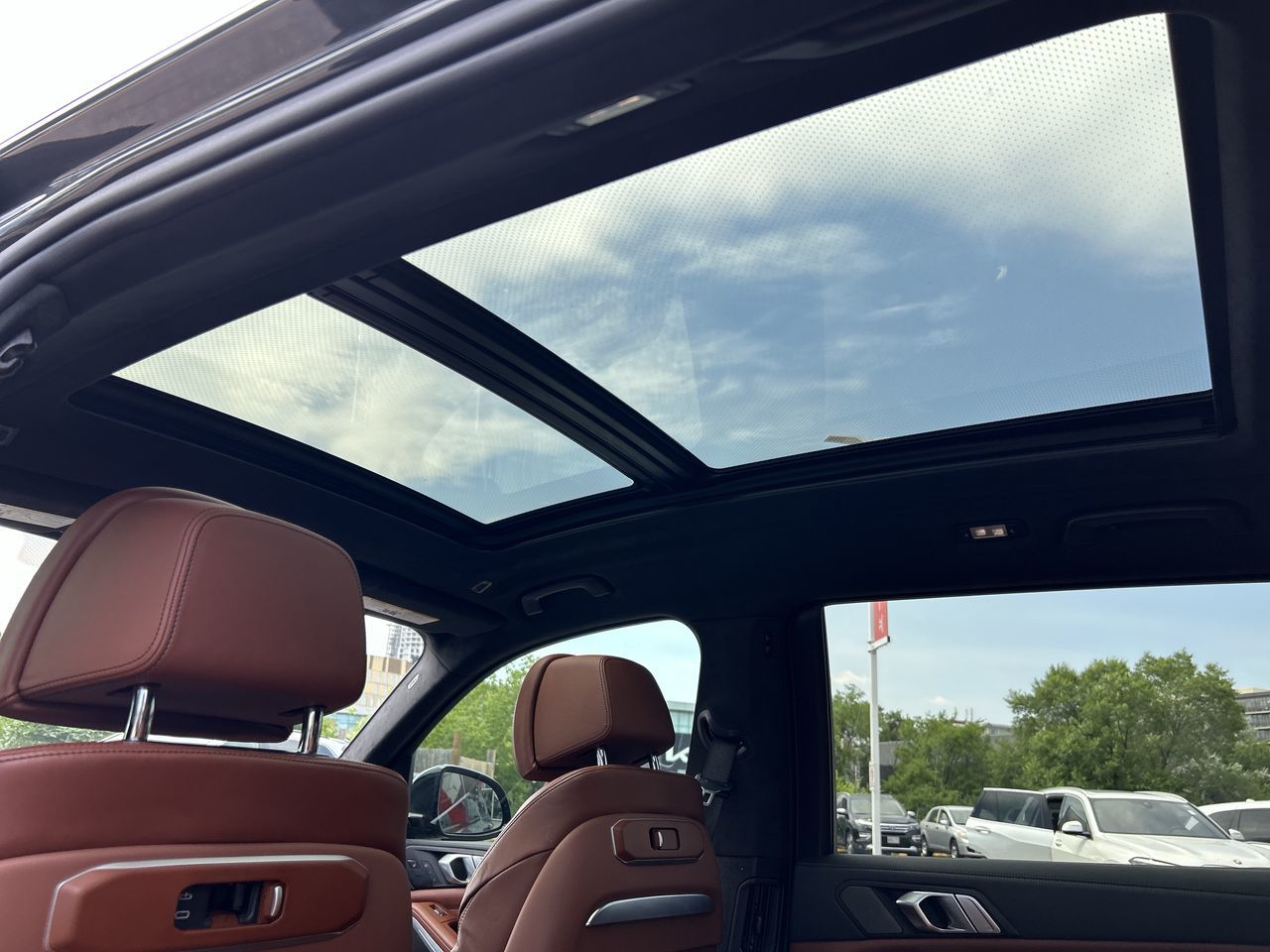 2023 BMW X7