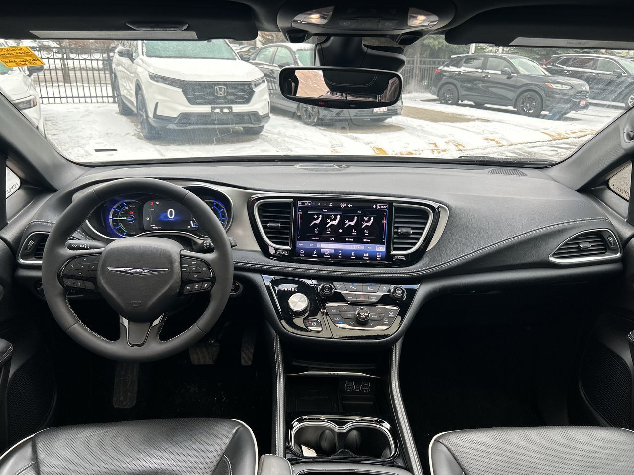 2024 Chrysler Pacifica Hybrid