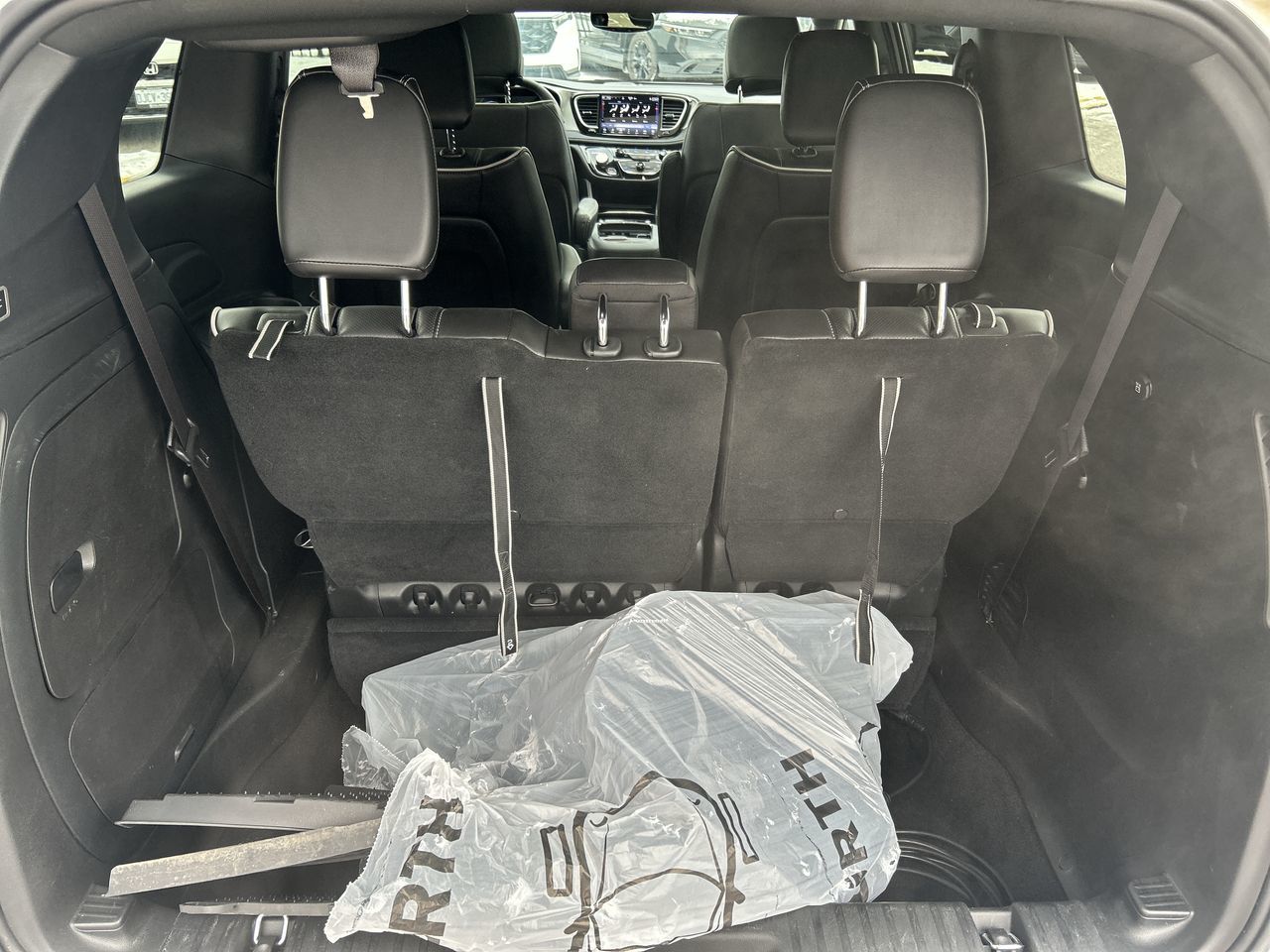 2024 Chrysler Pacifica Hybrid