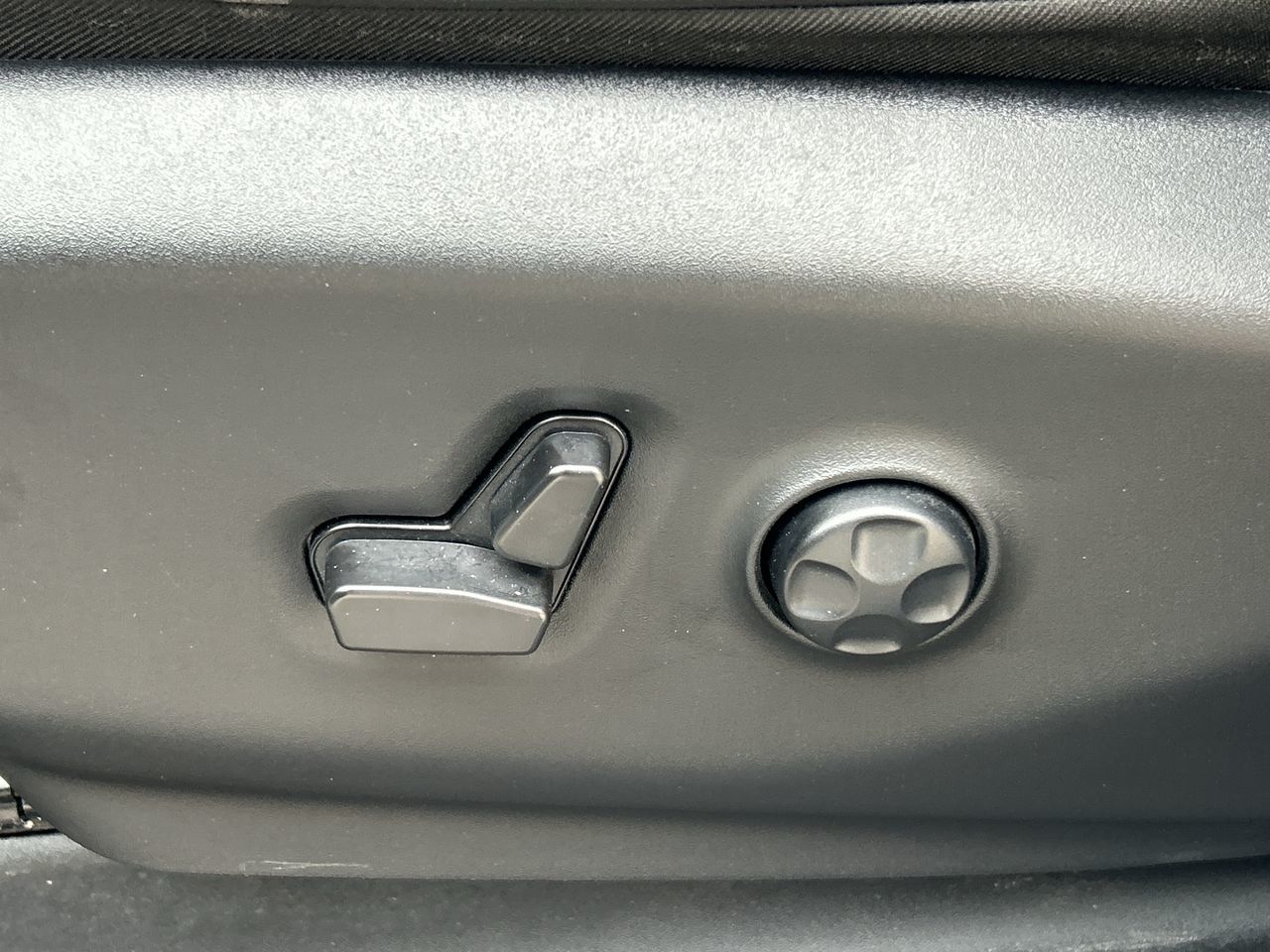 2024 Chrysler Pacifica Hybrid