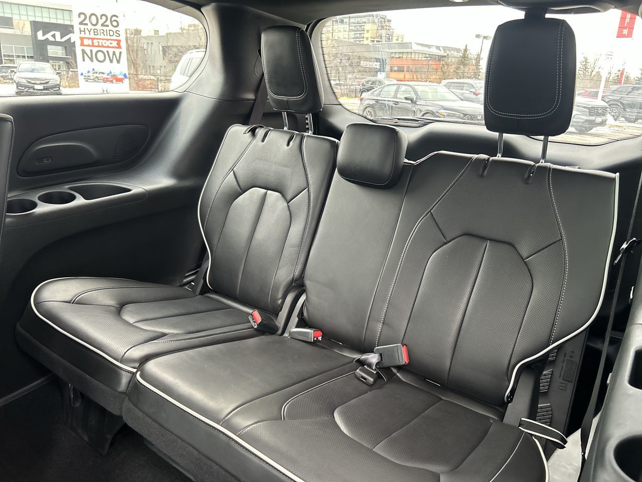 2024 Chrysler Pacifica Hybrid