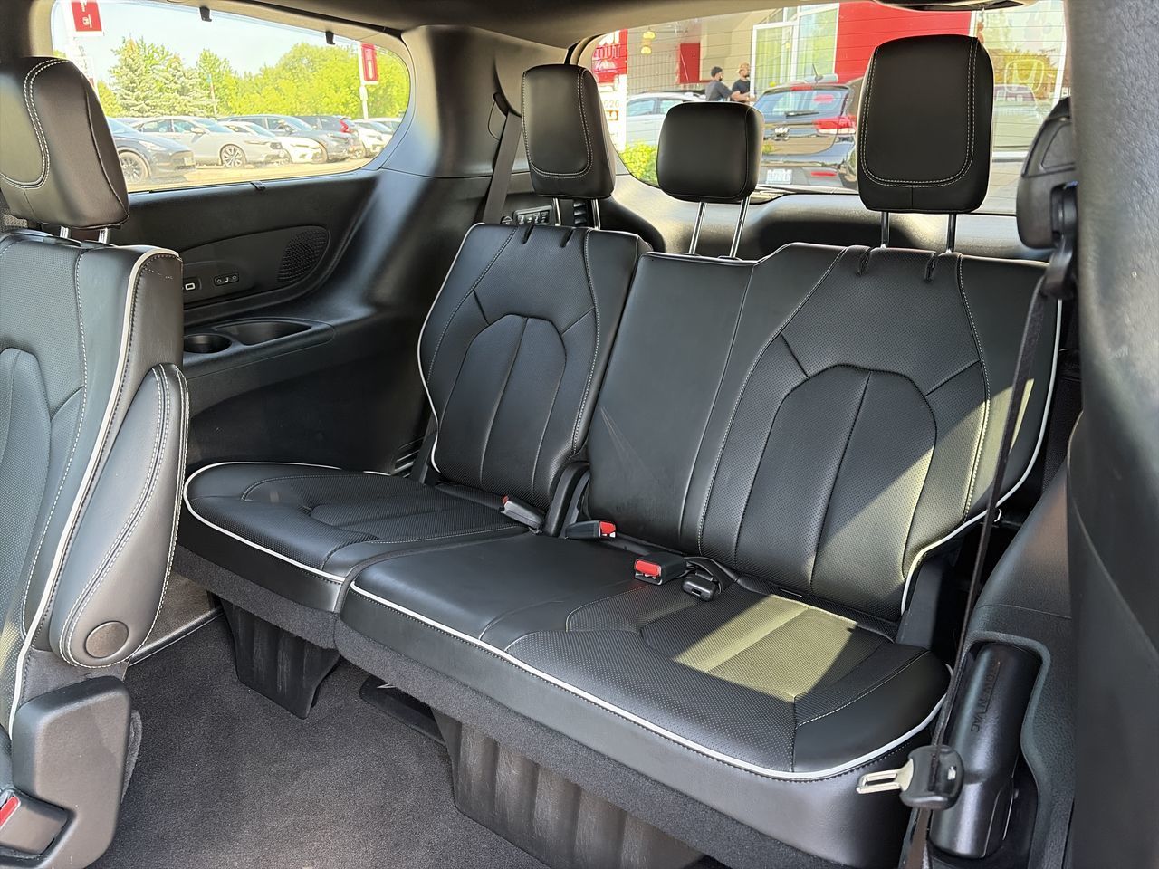 2022 Chrysler Pacifica in Markham, Ontario