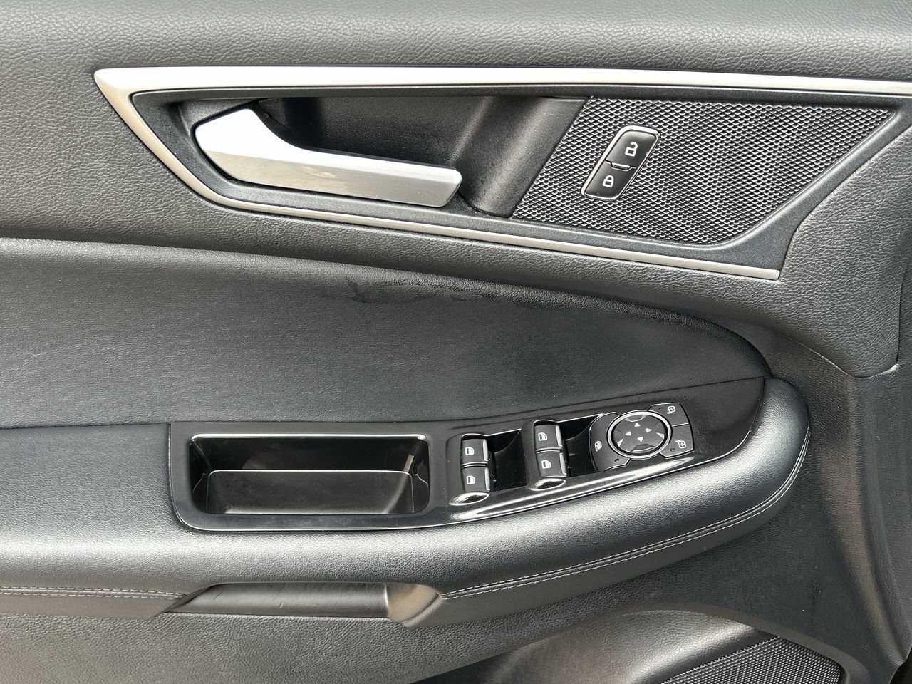 2018 Ford Edge in Markham, Ontario