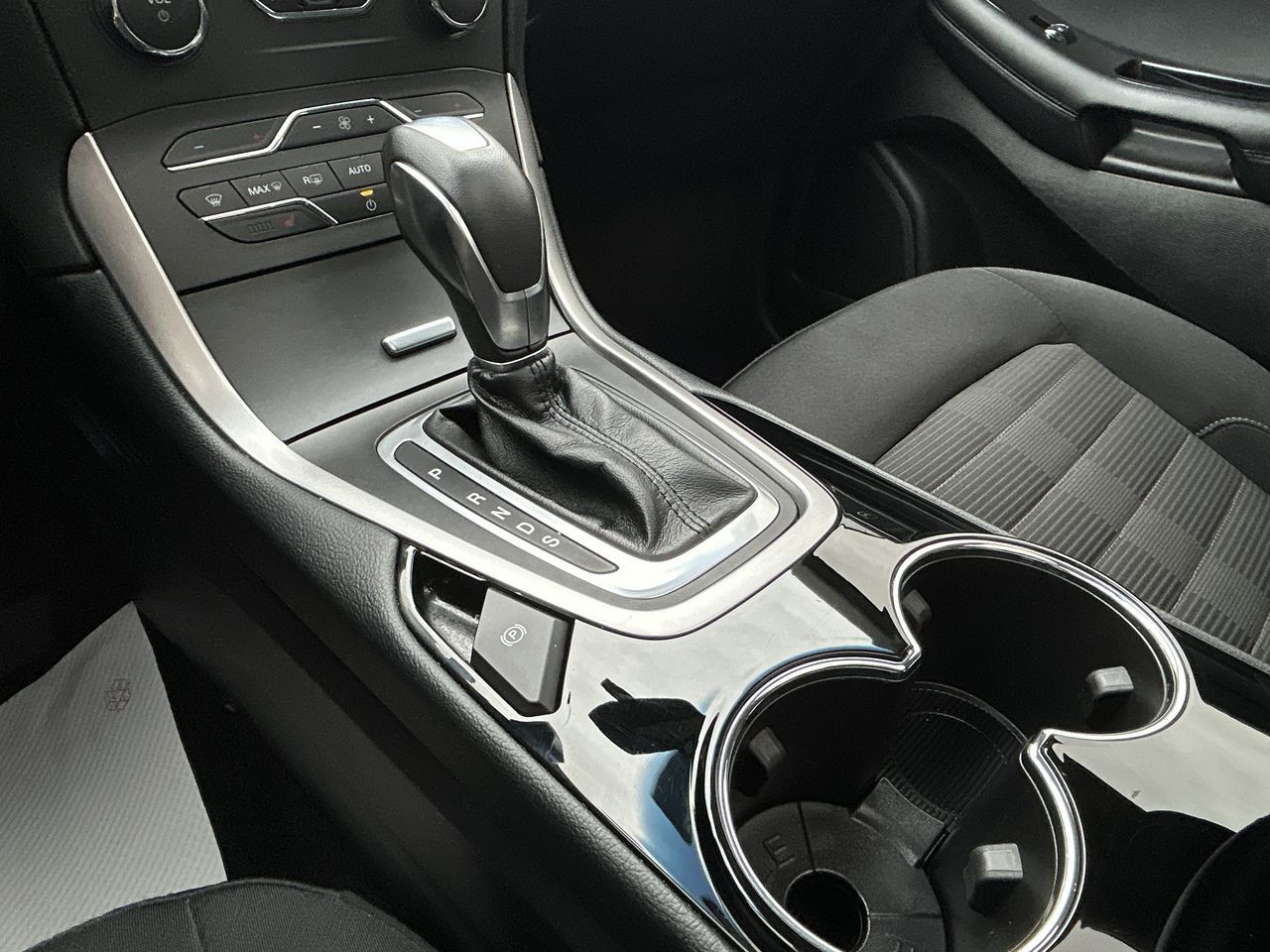 2018 Ford Edge in Markham, Ontario