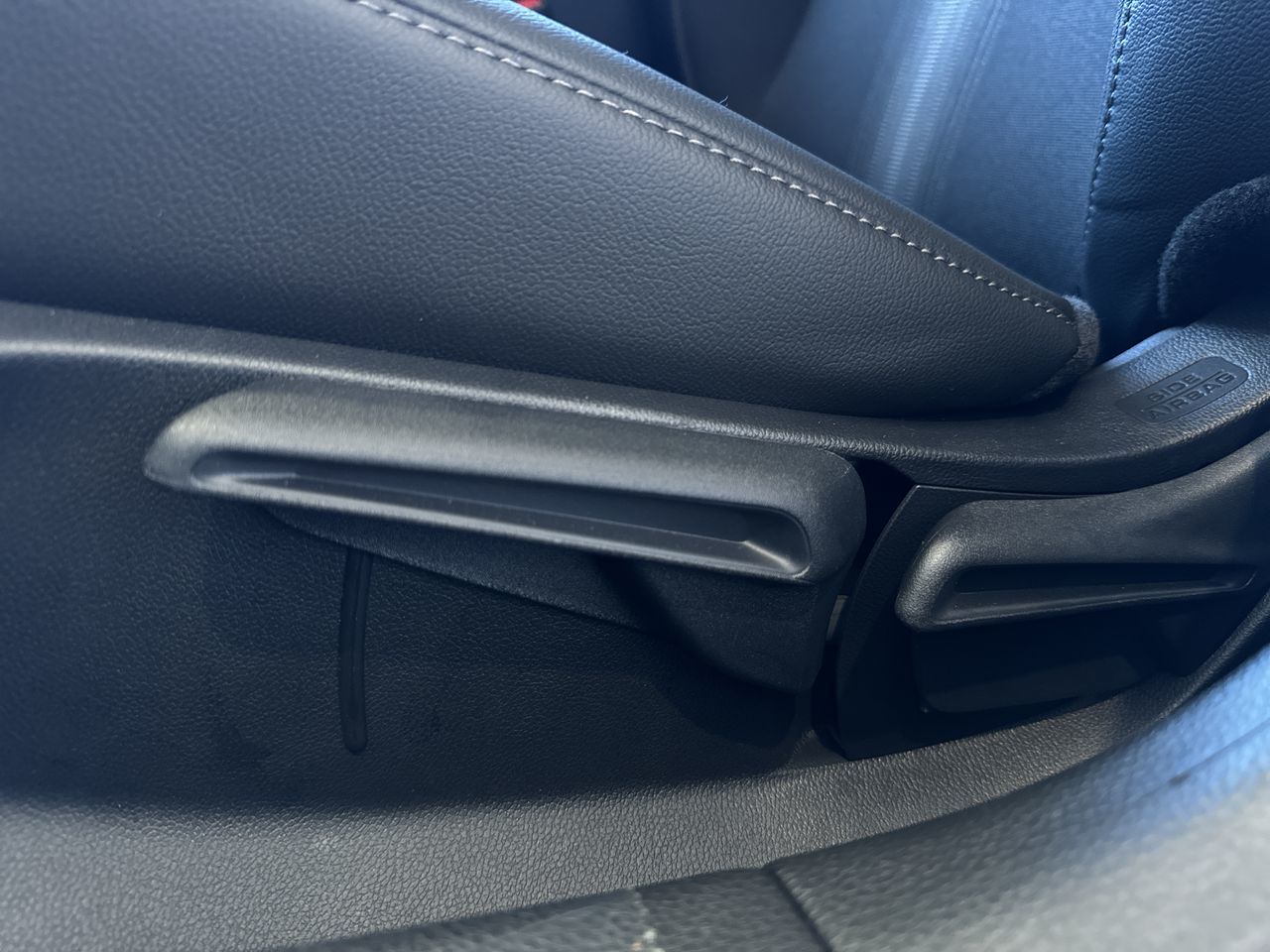 2025 Honda CIVIC HYBRID Hatchback in Markham, Ontario