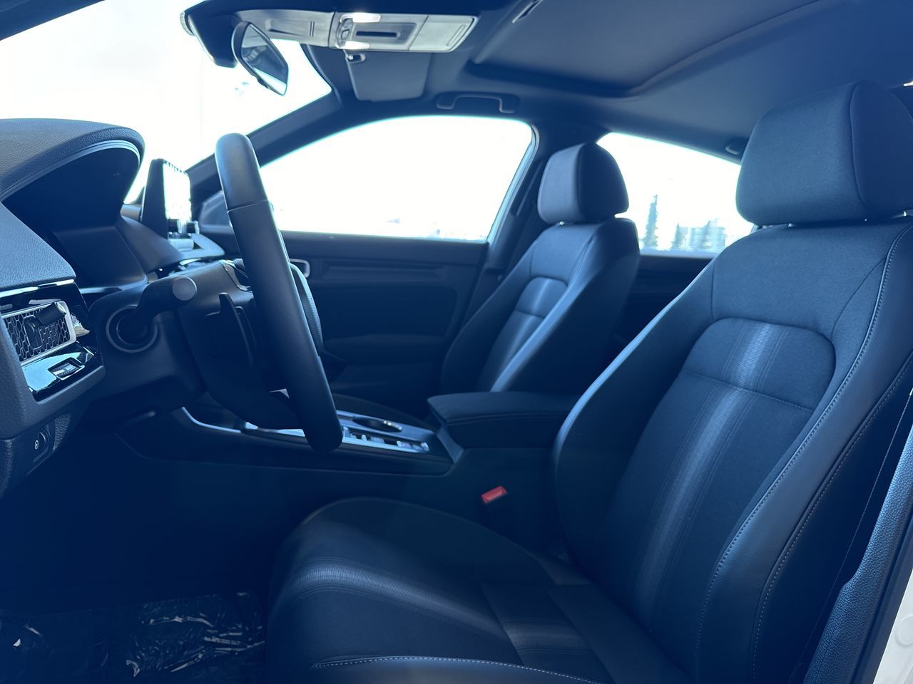 2025 Honda CIVIC HYBRID Hatchback in Markham, Ontario