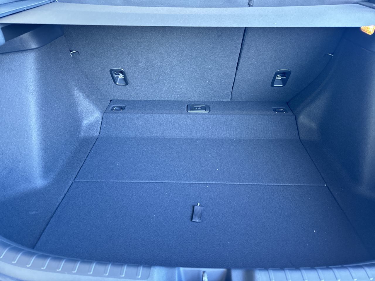 2025 Honda CIVIC HYBRID Hatchback in Markham, Ontario