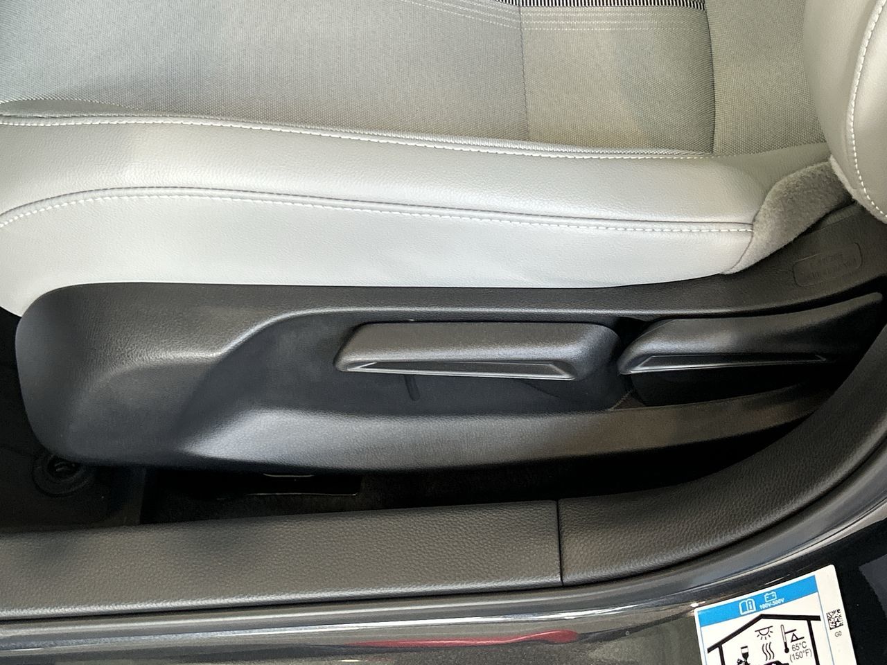 Honda CIVIC HYBRID Hatchback  2025 à Markham, Ontario