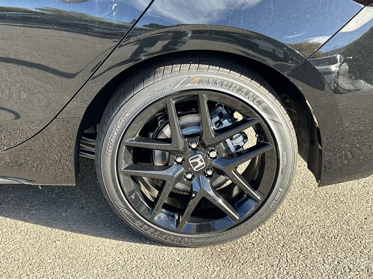 Honda Civic Hybrid Hatchback  2026 à Markham, Ontario