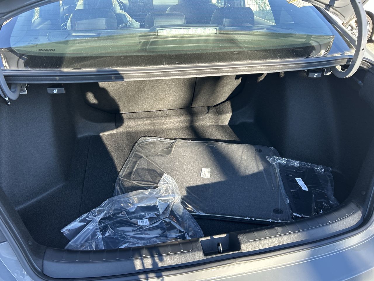 2025 Honda Civic Hybrid in Markham, Ontario
