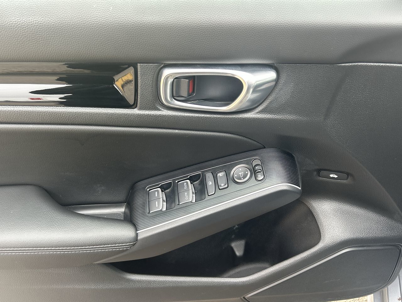 2025 Honda Civic Hybrid