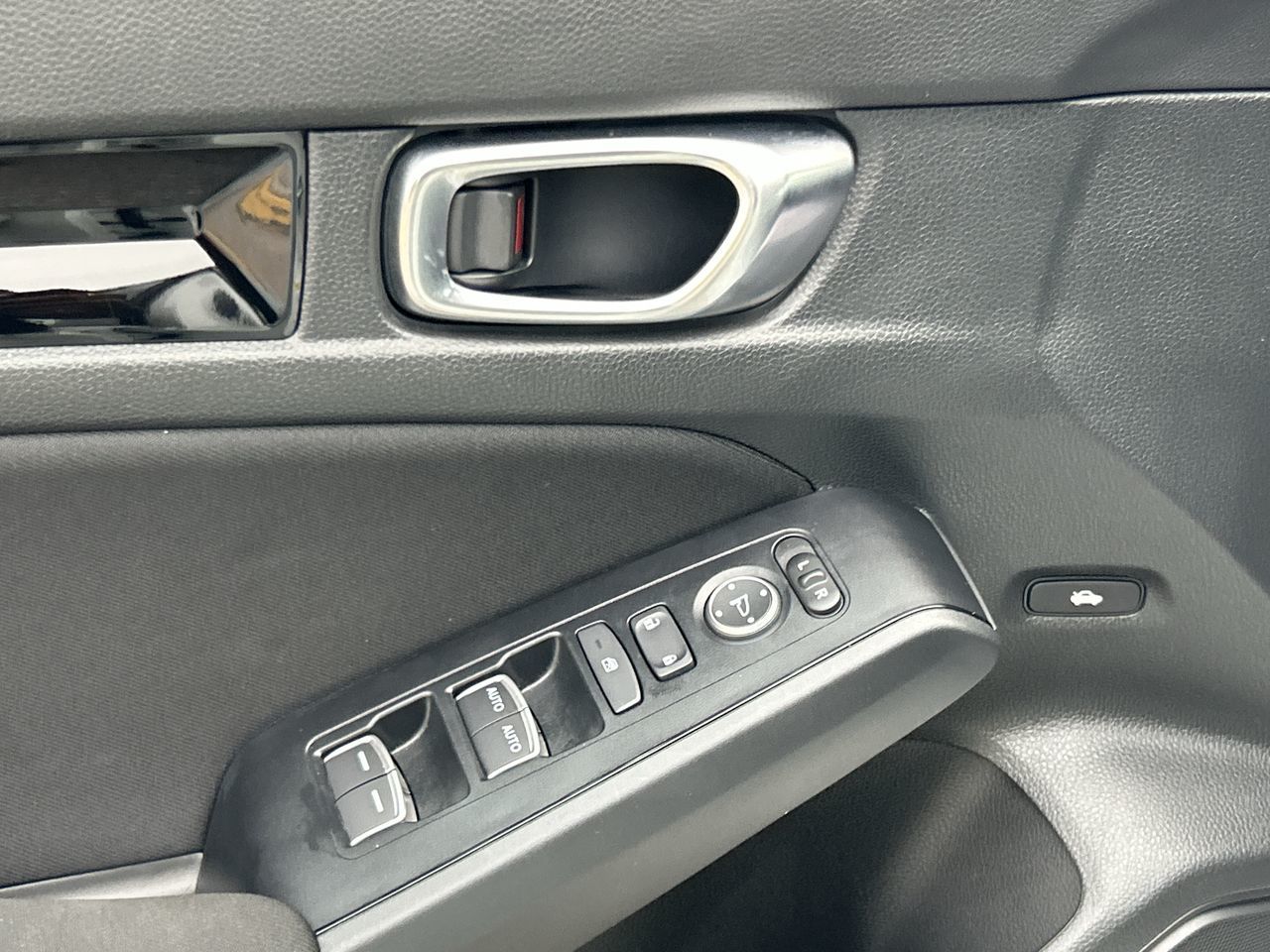 2025 Honda Civic Hybrid