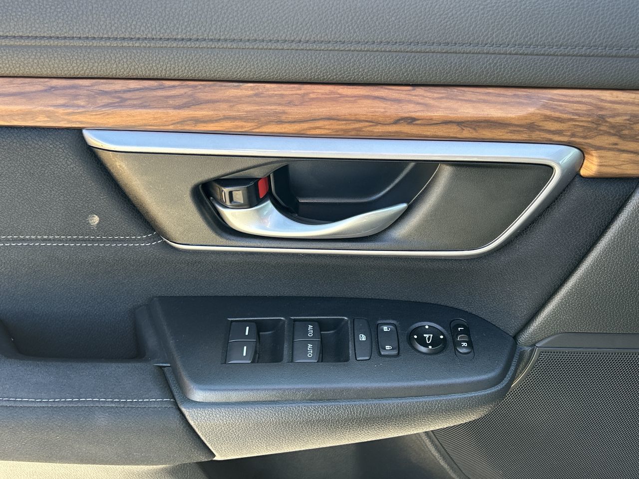 2017 Honda CR-V in Markham, Ontario