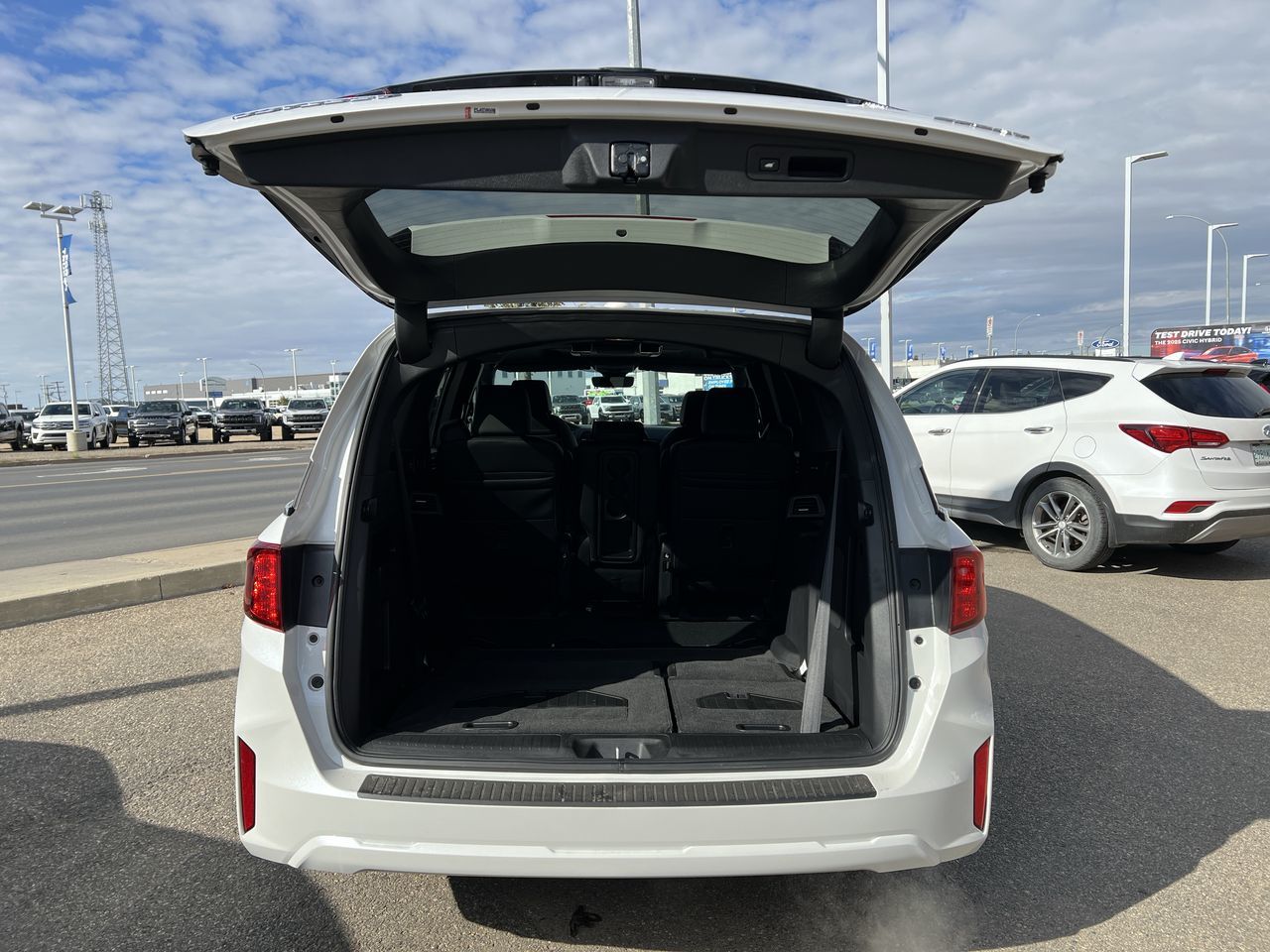 2025 Honda Odyssey in Markham, Ontario
