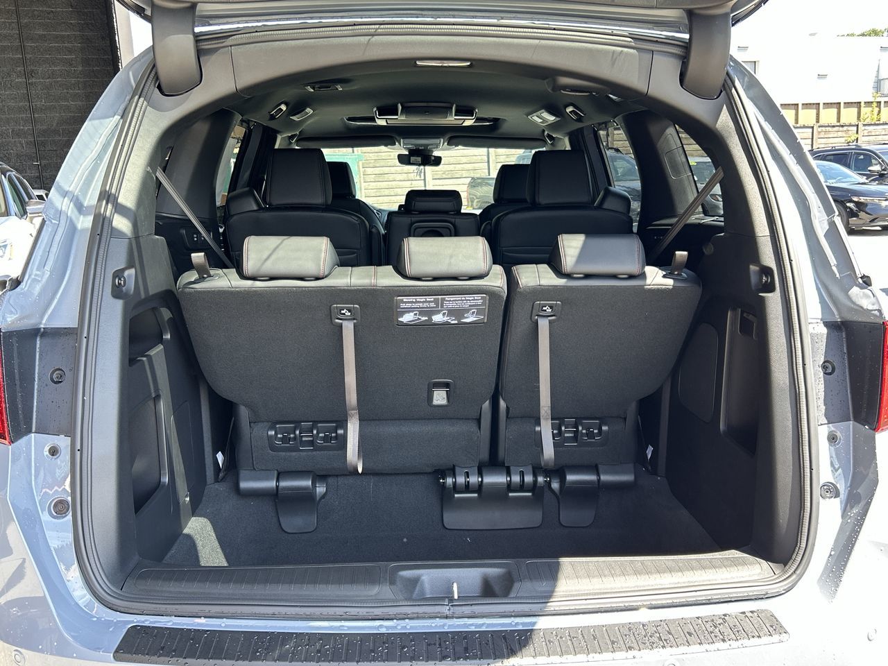 2025 Honda Odyssey in Markham, Ontario