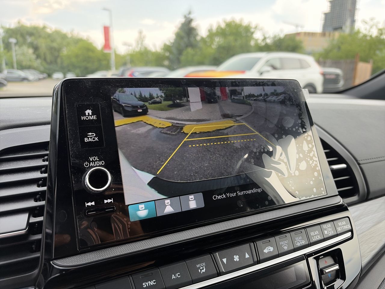 2025 Honda Odyssey in Markham, Ontario