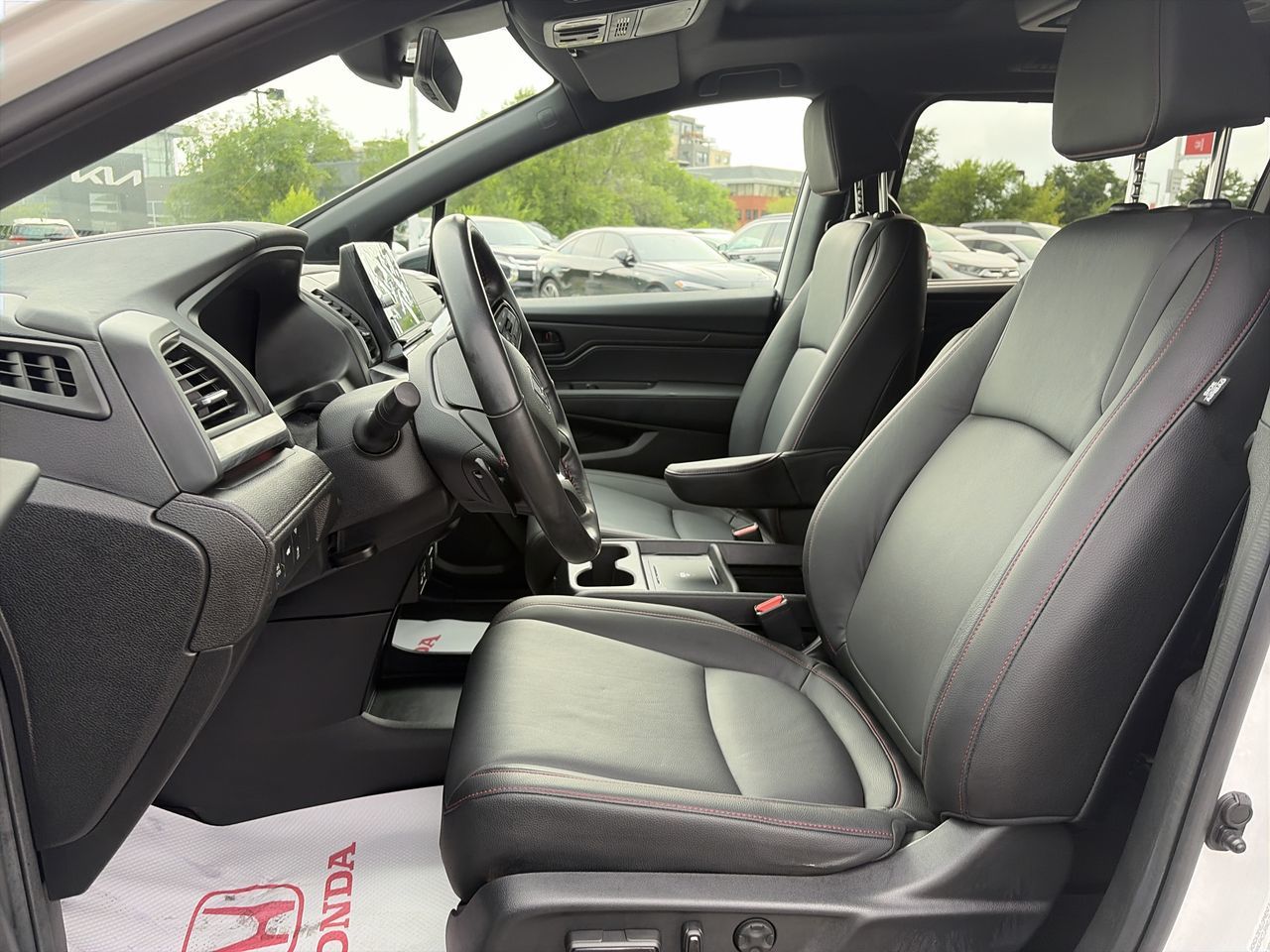 2025 Honda Odyssey in Markham, Ontario