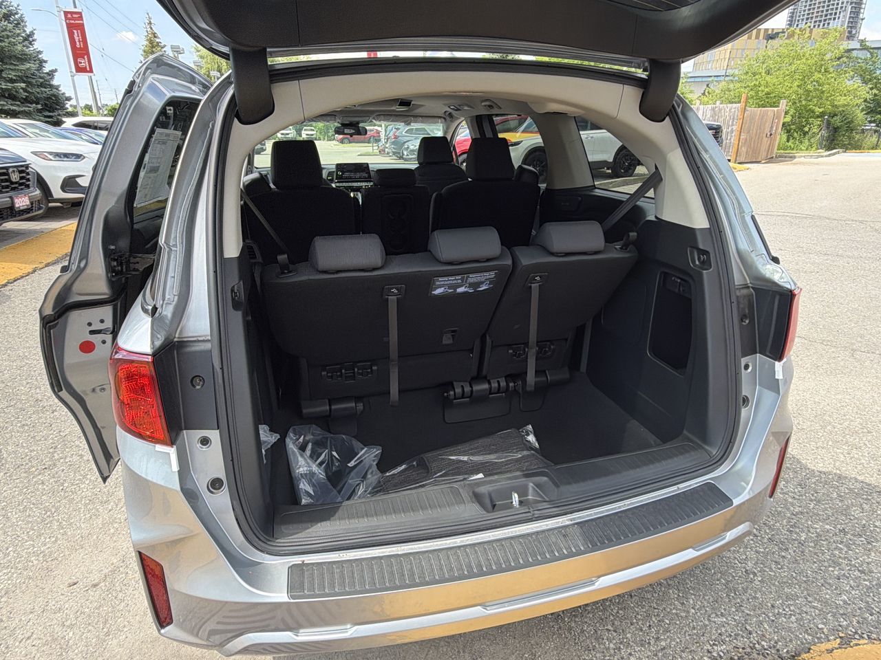 2026 Honda Odyssey in Markham, Ontario