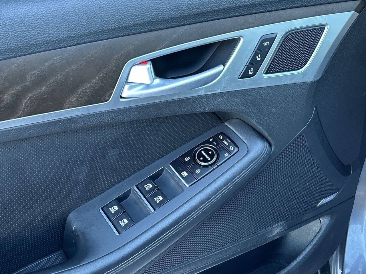 2015 Hyundai Genesis