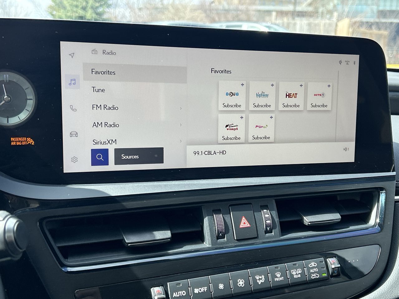 2023 Lexus ES