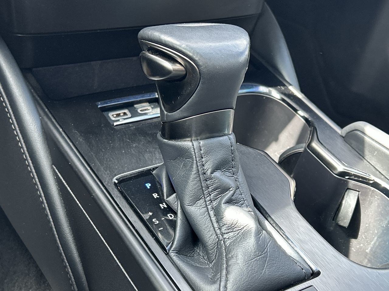 2023 Lexus ES