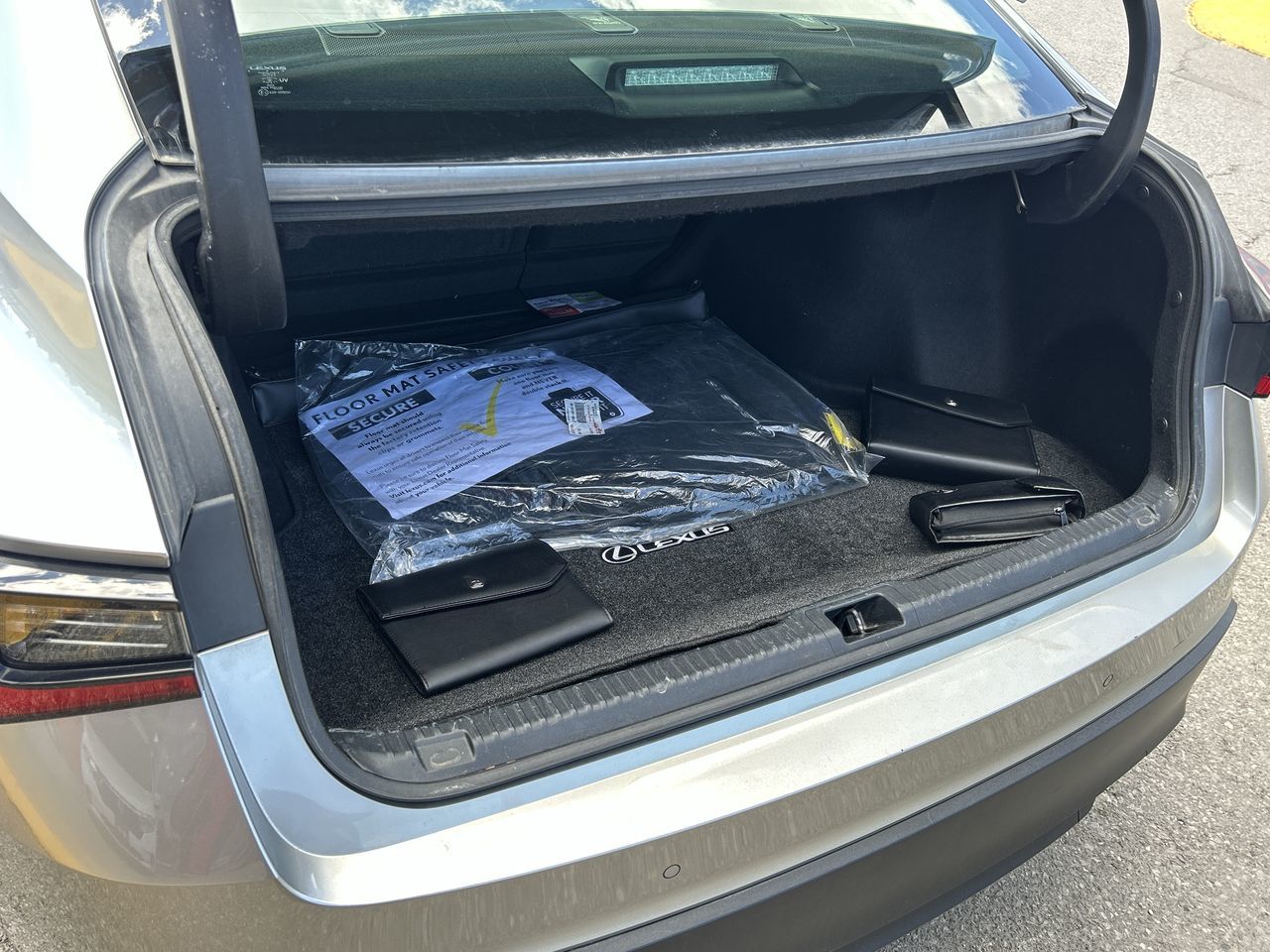 2021 Lexus IS in Markham, Ontario
